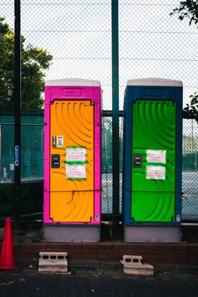 Best Portable bathroom rental  in Edinburg, TX